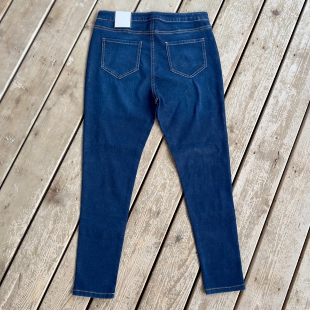 NWT Rafaella Stretch Jeans Skinny Pull-On Size 10 Dark Indigo